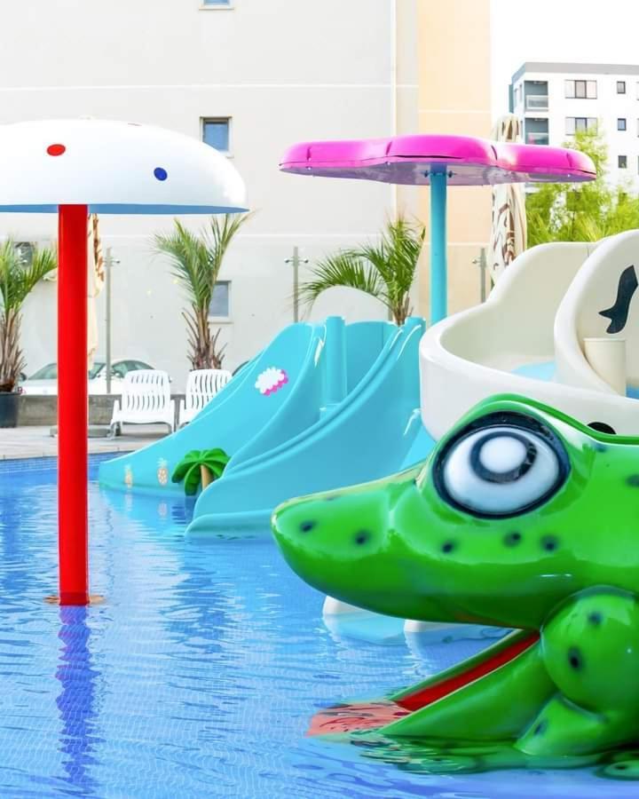 Alezzi Beach Resort Gorgeous Family Aparment Cu Piscina Năvodari Esterno foto